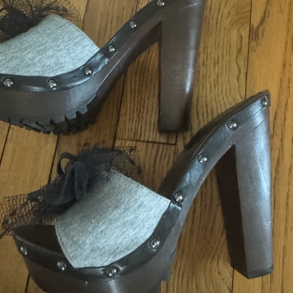 RED Valentino Elegant Black Lace Heels Size 37 US 7 - Picture 6 of 7